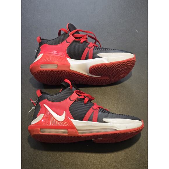 Nike LeBron Witness 4 Lion-Heel Men's 6.5 / GS Navy Red Basketball Sneakers - Picture 5 of 6